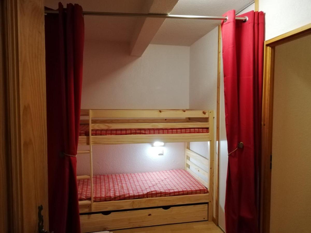 Ferienwohnung Le Repere Des Ecureuils Samoëns Exterior foto